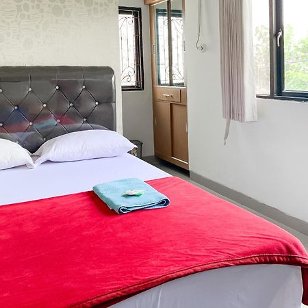 Pamanukan Hilir Penginapan Losmen Ayu Pamanukan Redpartner מראה חיצוני תמונה