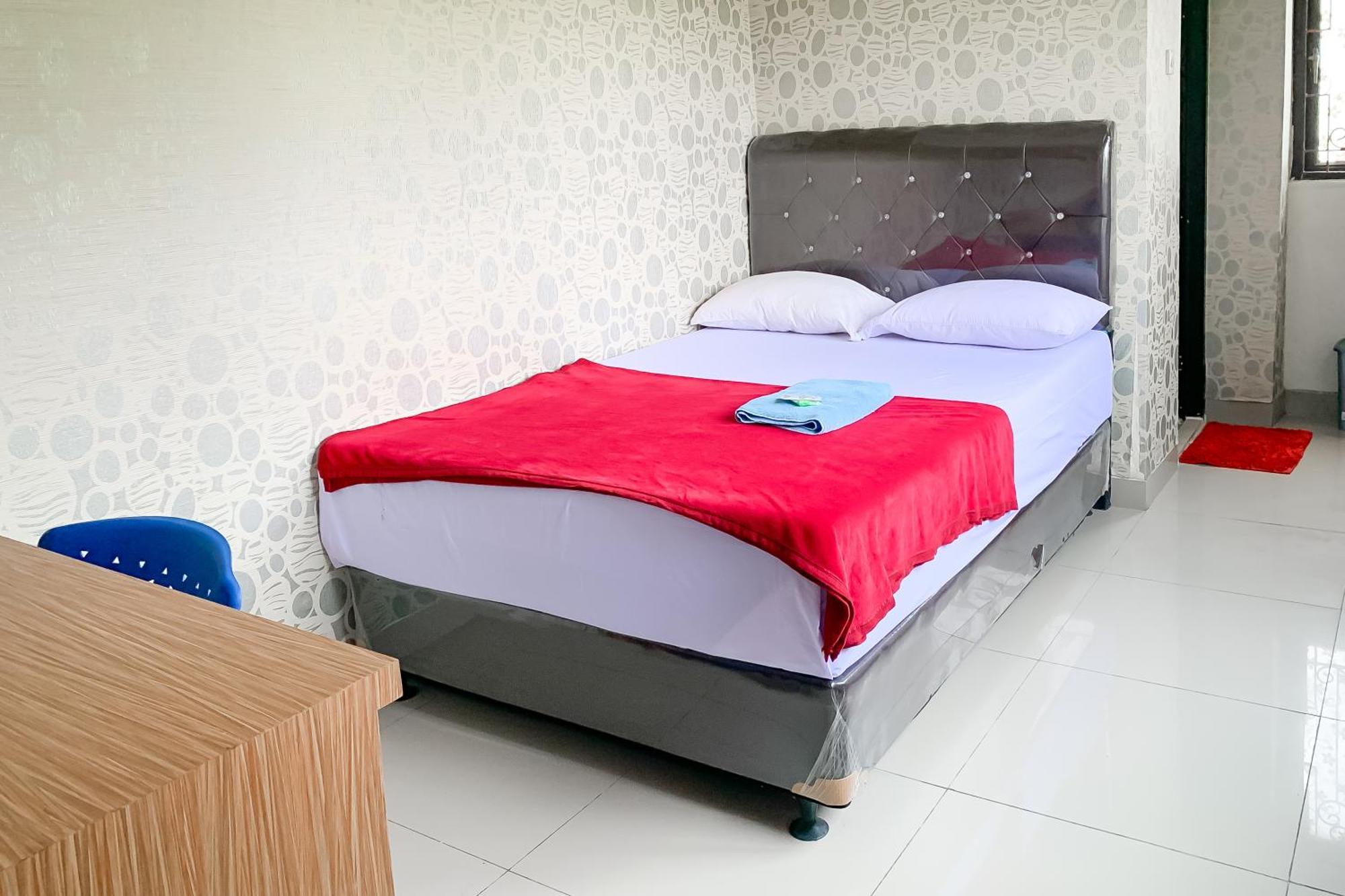 Pamanukan Hilir Penginapan Losmen Ayu Pamanukan Redpartner מראה חיצוני תמונה